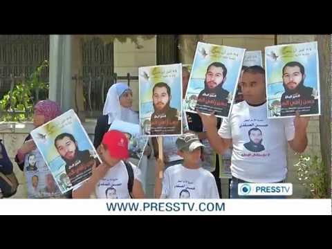 Relatives of Palestinian prisoners in Israel rally in front of Egyptian Embassy; updated 08 Sep 2012; published 07 Sep 2012