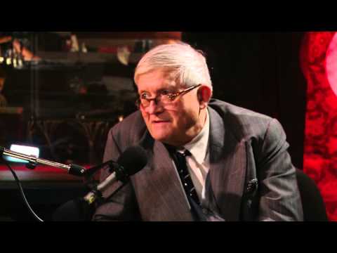 iPhone Finger-painter David Hockney in Studio Q