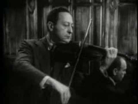 Jascha Heifetz plays Hora Staccato