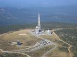 Aerial photograph of the summit (2009). Two well-known running events pass over the Brocken: the Ilsenburg Brocken Run (beginning of September, 26 kilometres, of which 12 kilometres uphill, has taken place since the 1920s) and the Brocken Marathon which is part of the Harz Mountain Run with its start and finish south of Wernigerode.