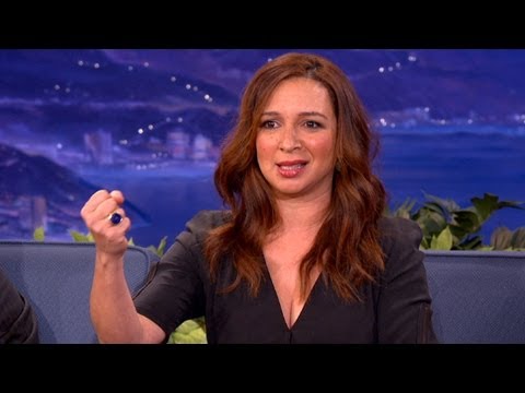 Maya Rudolph: My Friend's Dog Found The Hollywood Sign Human Head! - CONAN on TBS