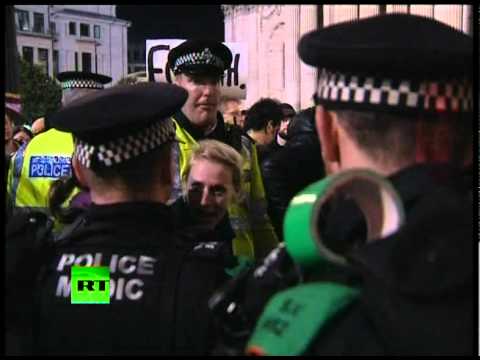 Occupy London clashes: Fighting erupts at UK protest