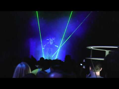 LaserMan - ElecTRONica - Disney California Adventure - HD - Disneyland 2010 - Opening night