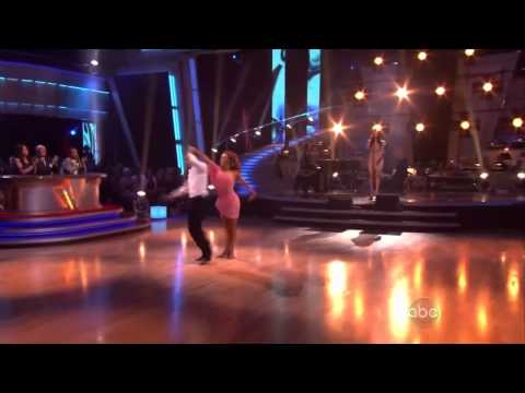 (HD) Dancing with the Stars - Pia Toscano 