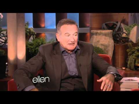 Robin Williams' Siri Impression!