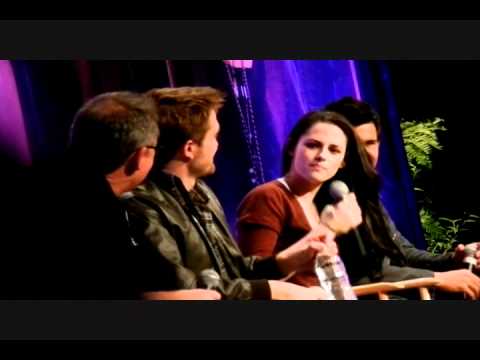 Rob Pattinson, Kristen Stewart, Taylor Lautner, Bill Condon - LA TwiCon 2011 full Q&A panel