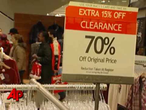 Macy's Attracts Droves on Black Friday