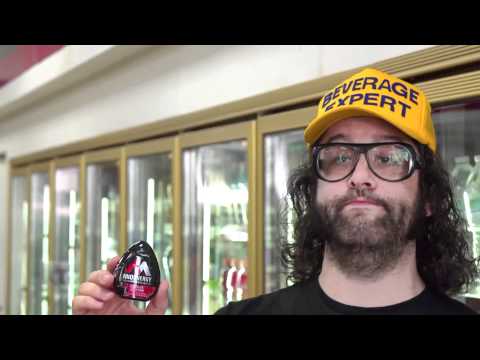 Judah Friedlander posts up at 7-Eleven with MiO Energy