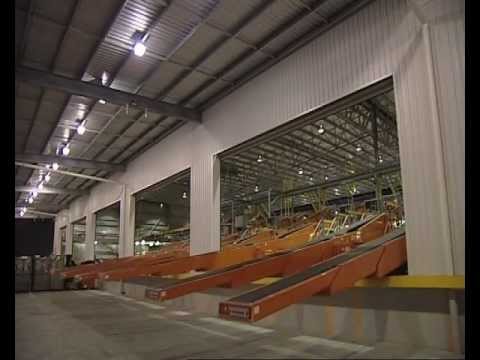 Vanderlande Industries - New TNT Perth depot for efficient automated parcel handling