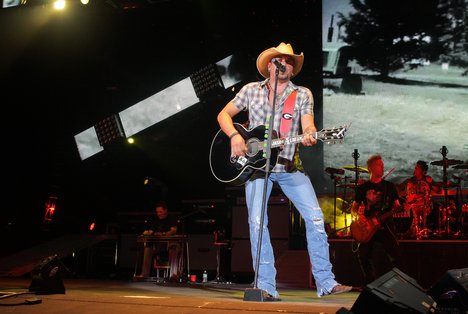 Jason Aldean performs during the