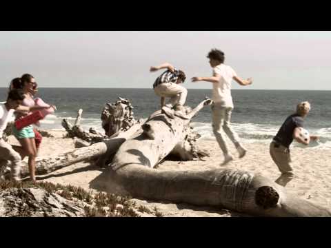 One Direction - What Makes You Beautiful