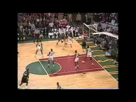 Mitch Richmond: Upsets the Sonics (37 points, 1996 Playoffs)