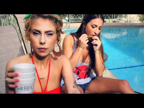 LiL' DEBBiE & DOLLABiLLGATES 