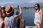 Tourists enjoy Banks of Dal Lake in Srinagar, India, on 03, September 2012.