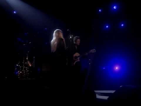 Fleetwood Mac - Landslide (Video)