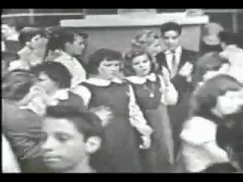 Danny & the Juniors - At The Hop (American Bandstand 1958)