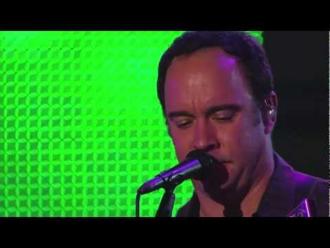 Dave Matthews Band Performs 