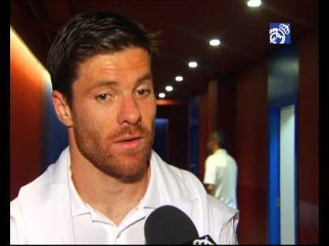 FC Barcelona 2-2 Real Madrid: Alonso & Essien post-match interviews