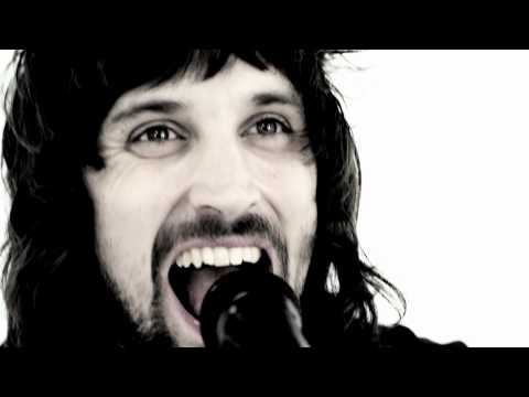 Kasabian - Switchblade Smiles