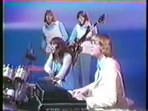 Burt Bacharach/Hal David Medley --Carpenters