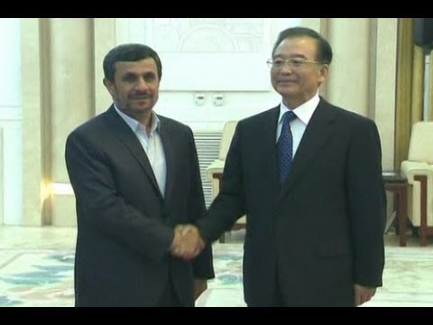 China's Wen Jiabao Meets Iranian Ahmadinejad on the Side