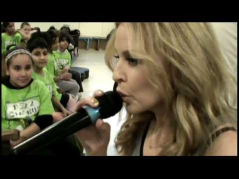 Kylie Minogue & PS22 Chorus 