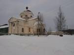 The Kazan Catherdal outside the walls of the monastery. The Kirillo-Belozersky Monastery, located in the town, is a fortified ensemble built in the 15th and the 16th centuries.