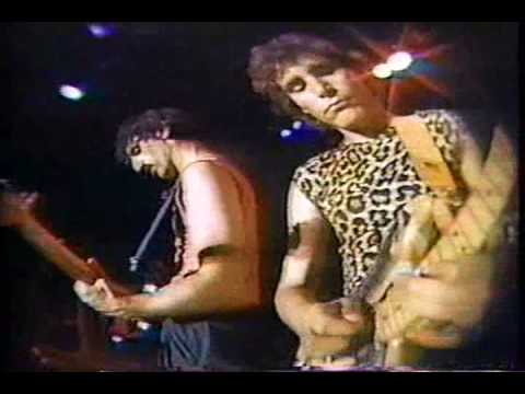 Frank Zappa - Stevie's spanking (Featuring Steve Vai) Live duet version