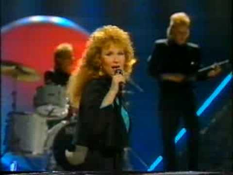 Vicky Rosti - Sata salamaa (Finland Eurovision 1987)