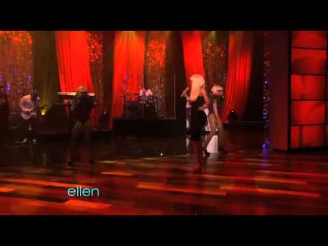 Nicki Minaj performs Moment 4 Life [Live on The Ellen Show] W/ Lyrics