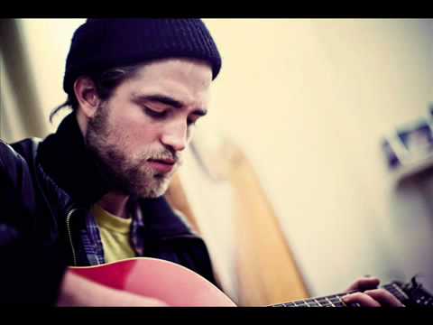 Robert Pattinson live 'Songs From a Room'(Lyrics).