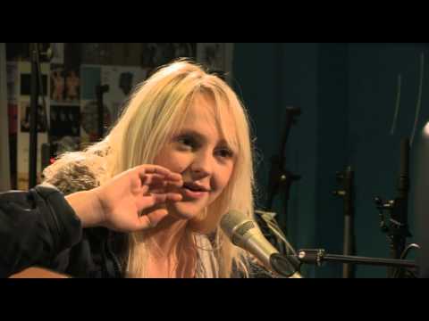 Laura Marling interview BBC 6 Music Lauren Laverne Show 2011