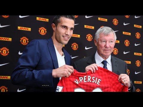 Robin Van Persie unveiled by Man United