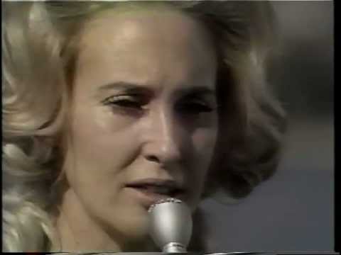 Tammy Wynette - 