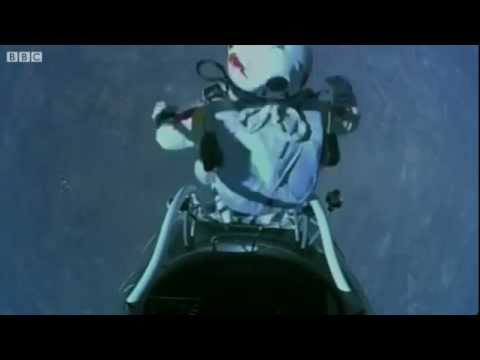 FELIX Baumgartner - FREE FALL - WORLD RECORD