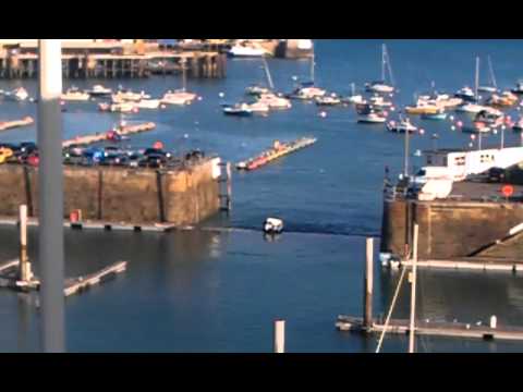 Boat getting stuck in guernsey harbour