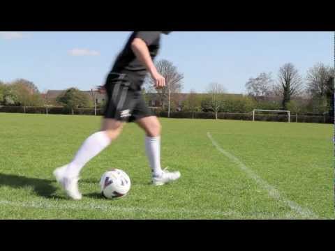 Learn Xavi impossible Pass - Learn Soccer skills