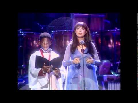 Sarah Brightman with Adam Clarke Pie Jesu live 1997