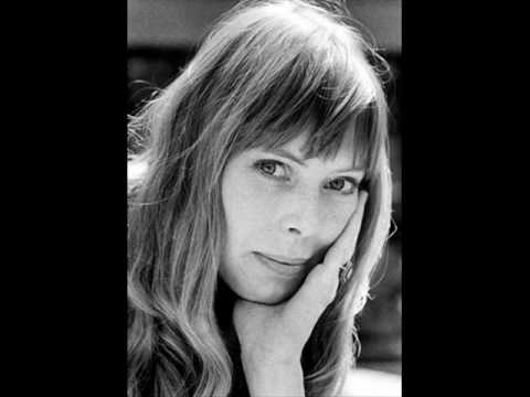 Joni Mitchell ~ River Live