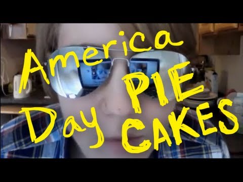 My Drunk Kitchen Holiday: America Day Pie Cakes