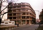 1912 Department Store, Wrocław Poelzig's single best-known building is the enormous and legendary I.G. Farben Building, completed in 1931 as the administration building for IG Farben in Frankfurt am Main, now known as the Poelzig Building at Goethe University.