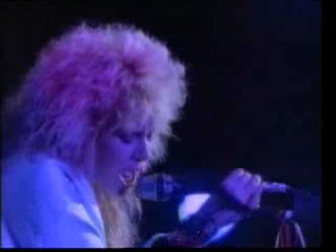 Stevie Nicks - Edge Of Seventeen (Live At Red Rocks, 1986)