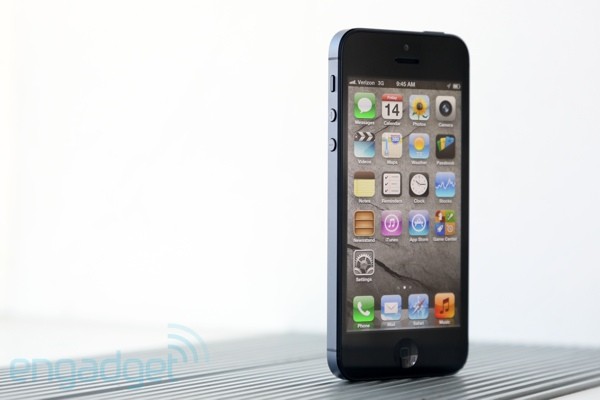 Introducing Engadget's next giveaway Five iPhone 5s in five days!