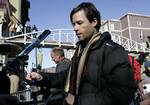 Australian actor Guy Pearce signs autographs on Main Street during the Sundance Film Festival in Park City, Utah, Sunday, Jan. 22, 2006. (AP Photo/Carolyn Kaster)