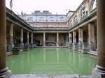 Roman public baths (Thermae) in Bath, England (Aquae Sulis in the Roman province of Britannia). The entire structure above the level of the pillar bases is a later reconstruction.