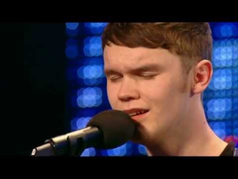 Sam Kelly sings on Britains got talent 2012 auditions