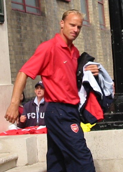 Dennis Bergkamp cropped.JPG