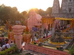 Ancient-Buddhism-stupa-people-religion, Bodh Gaya, India