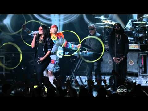 Nelly Furtado - Big Hoops (Bigger the Better) (Live at 2012 Billboard Music Awards)