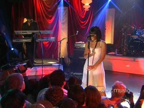 Nelly Furtado - Try (Live at the Roxy)